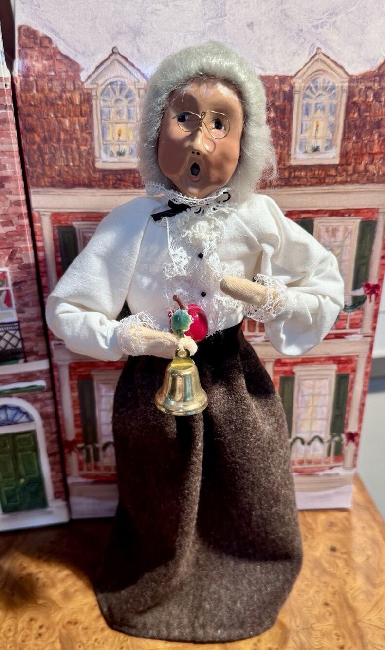 1992 Byers Choice Teacher Woman Caroler School Bell Apple Signed Vintage